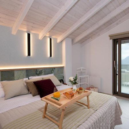 Flos Apartments Korakiai Ngoại thất bức ảnh