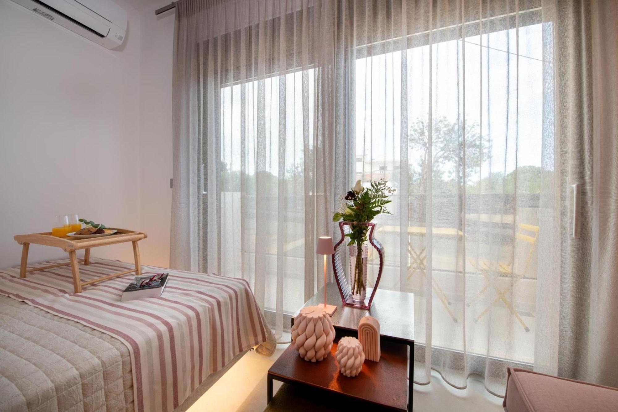 Flos Apartments Korakiai Ngoại thất bức ảnh